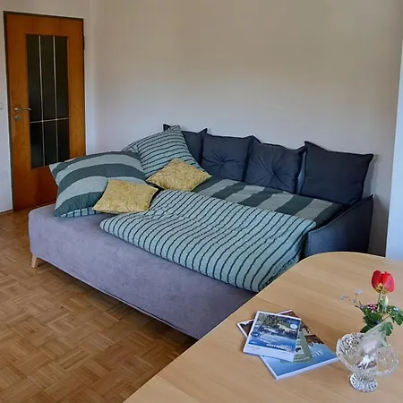Am Hedwigsteig Apartment *